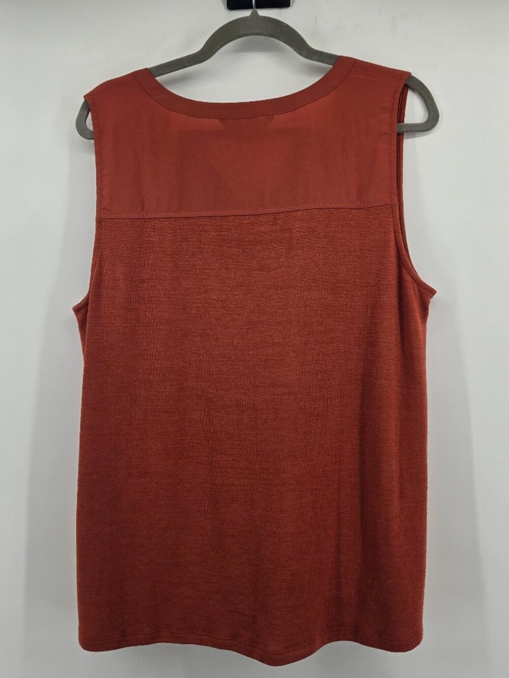 41 Hawthorn Sleeveless split-neck knit top - XL Burnt Orange - Picture 2 of 4
